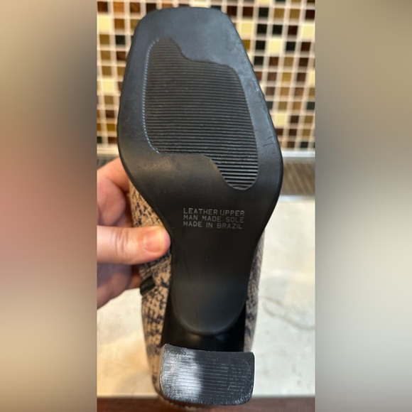 Maripe! Ankle Zip Boot/Eve/Leather Snakeskin/Size-7 - Picture 13 of 16